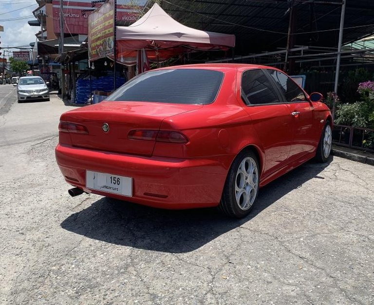 Alfa 156's are rapidly reaching about the age to be considered classic cars. 